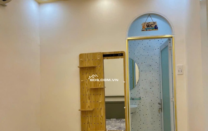 Biệt Thự Mini Siêu Đẹp CMT8 Ngay Bảy Hiền P.5 Tân Bình 30m2 2 Tầng 3PN. Chỉ 4.1 tỷ.